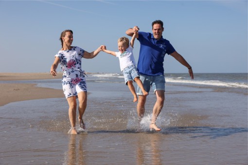 kinderfotograaf-woerden-gezinsfotografie-strandfotoshoot-fotograsf-woerden