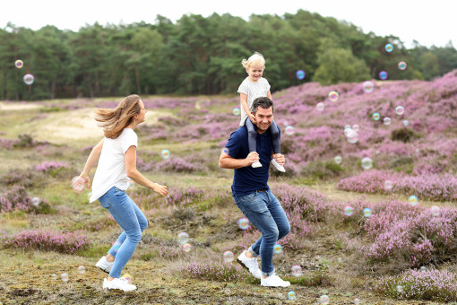 Gezinsfotografie, fotografie op de hei, familiefotografie, kinderfotografie