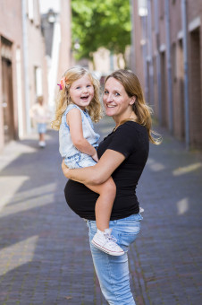 Zwangerschap fotoshoot Fotograaf Woerden Maternity