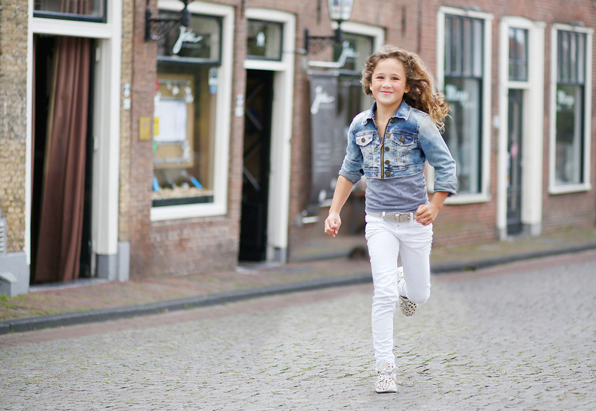 Familiefotografie op locatie oudewater Paula Bouman fotografie Woerden